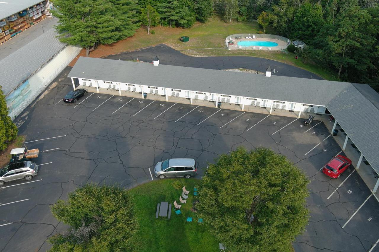 Colonial Motel ノース・コンウェー エクステリア 写真
